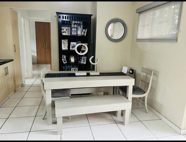 2 BEDROOM APARTMENT FOR SALE IN UMGENI PARK